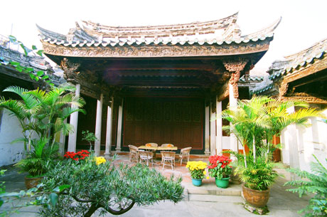 �������Y