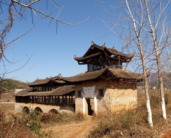 �������Y