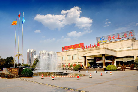 �������Y