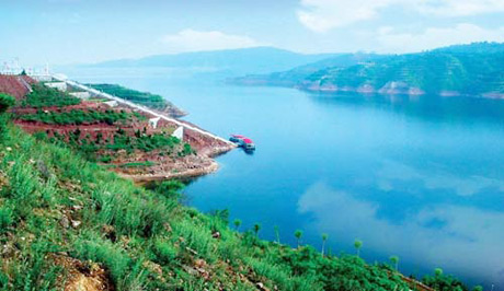 �������Y