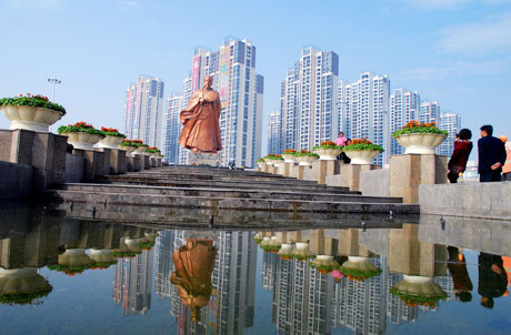 �������Y