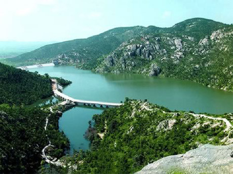 �������Y