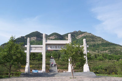 �������Y