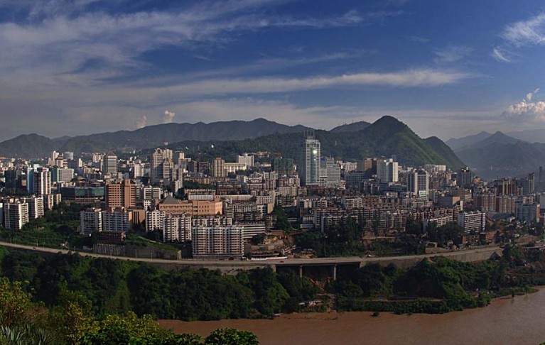 �������Y